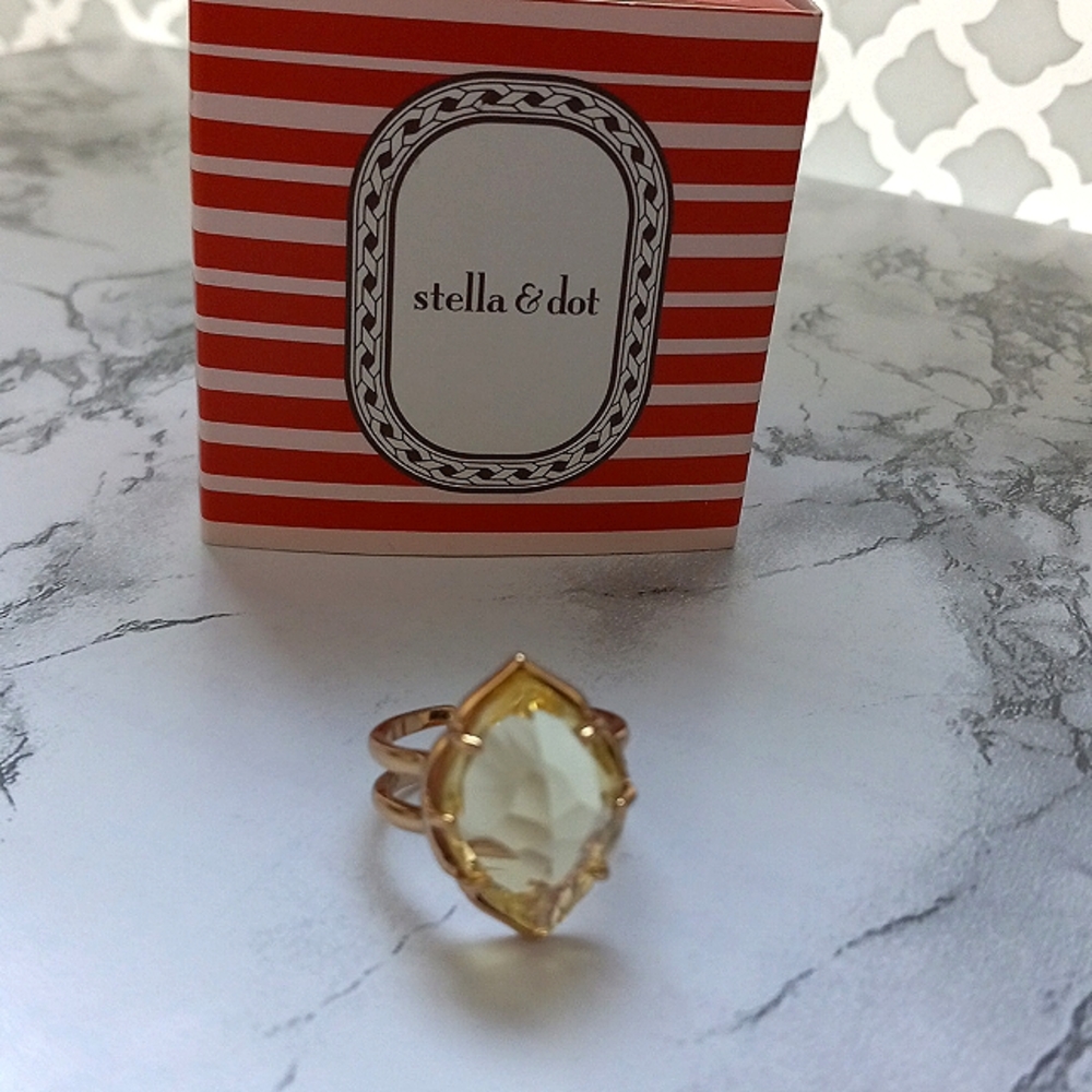 Stella and Dot gold tone ring.